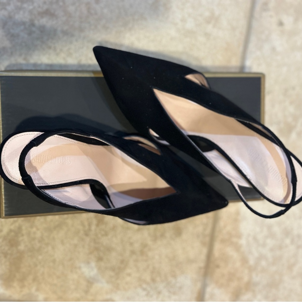 Ava & Aiden pointed toe black suede heels